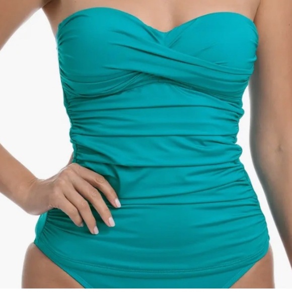 NWT La Blanca Island Goddess Twist Bandeau Bikini Top and Bottom Size 6 - Picture 1 of 6
